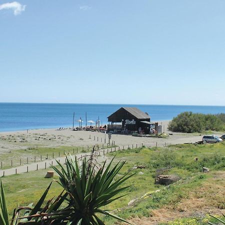 3 Bedroom Amazing Apartment In La Duquesa Castillo de Sabinillas Luaran gambar